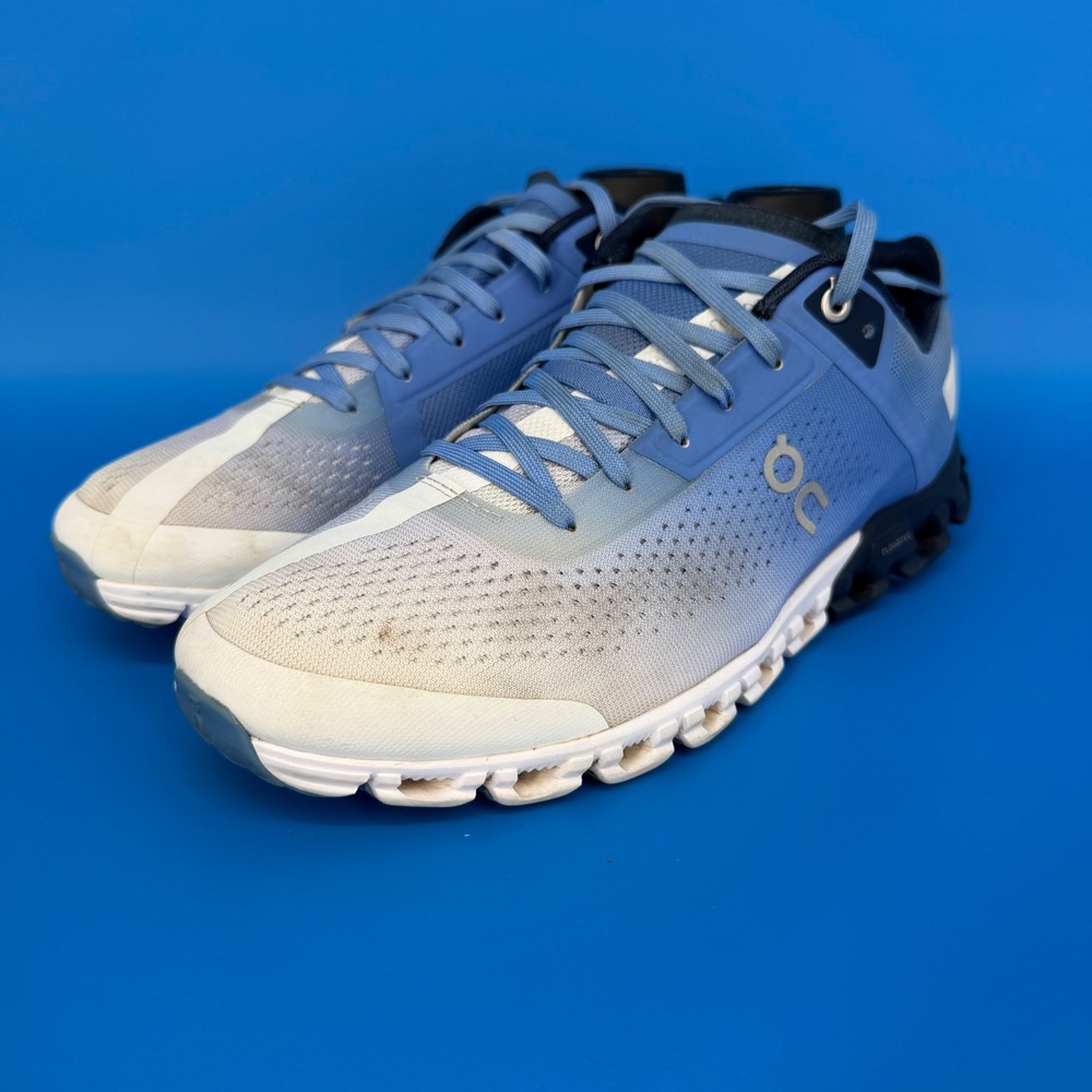 On Running Cloudflow Blue White Gradient Sneakers Womens 8.5 35.99233
